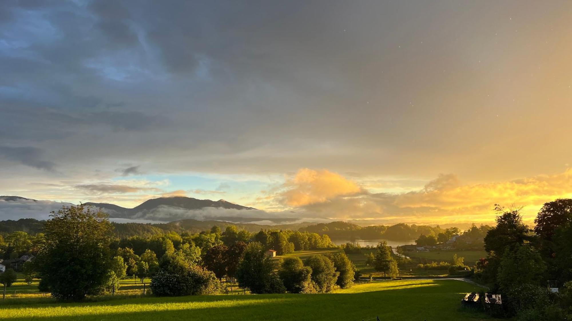 Ferienwohnungen Schwarzer In Seehausen Am Staffelsee Bagian luar foto